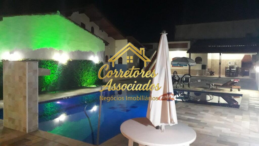 Casa com 3 quartos e 600 m² em Boqueirão, Praia Grande