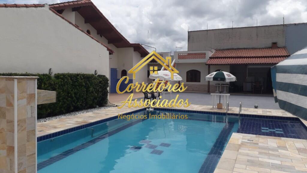 Casa com 3 quartos e 600 m² em Boqueirão, Praia Grande