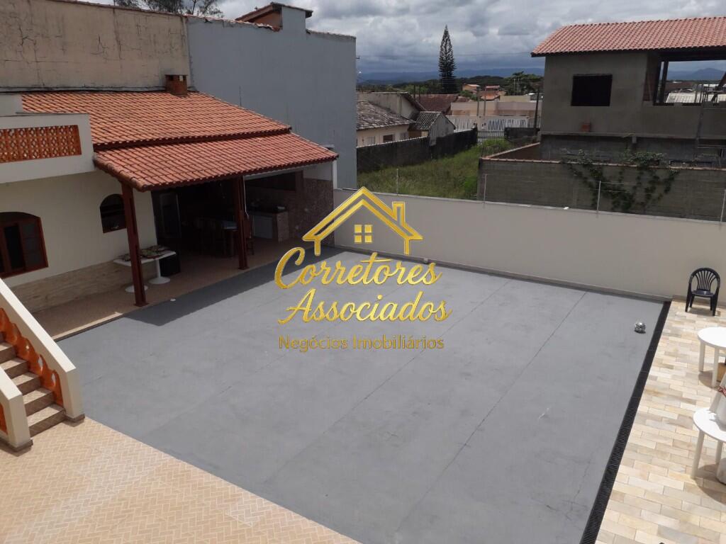 Casa com 3 quartos e 600 m² em Boqueirão, Praia Grande