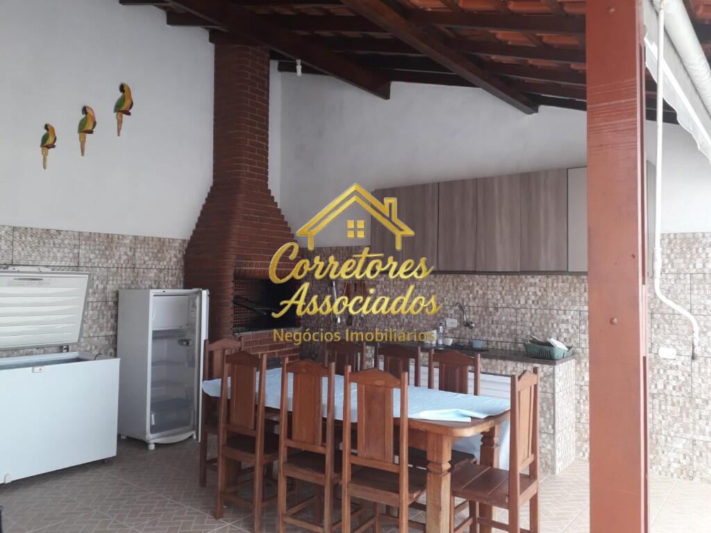 Casa com 3 quartos e 600 m² em Boqueirão, Praia Grande