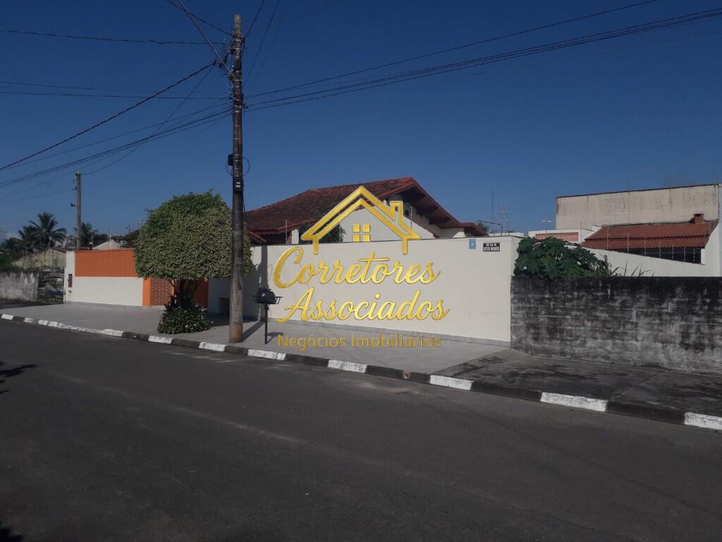 Casa com 3 quartos e 600 m² em Boqueirão, Praia Grande