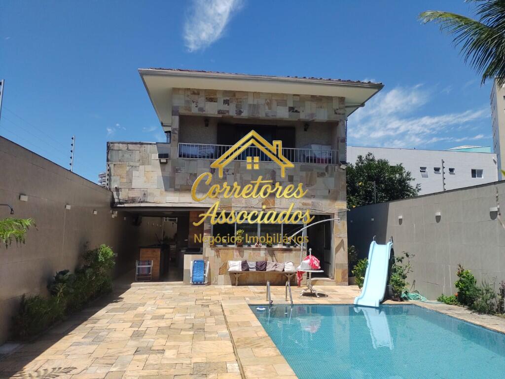 Casa com 3 quartos e 254 m² em Boqueirão, Praia Grande