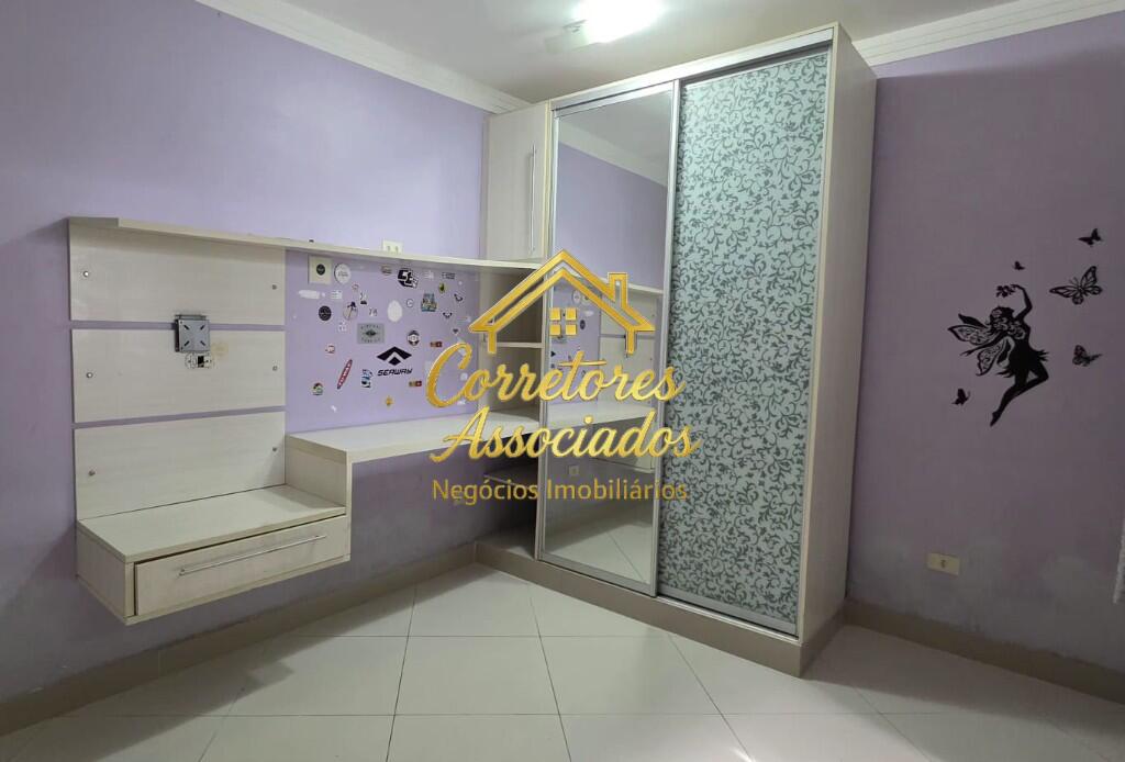 Casa com 3 quartos e 230 m² em Boqueirão, Praia Grande