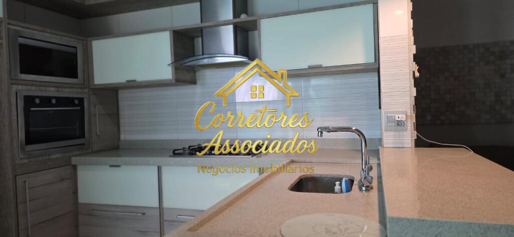 Casa com 3 quartos e 230 m² em Boqueirão, Praia Grande