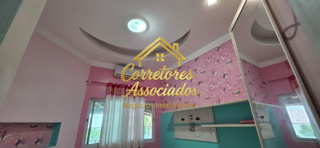 Casa com 3 quartos e 230 m² em Boqueirão, Praia Grande