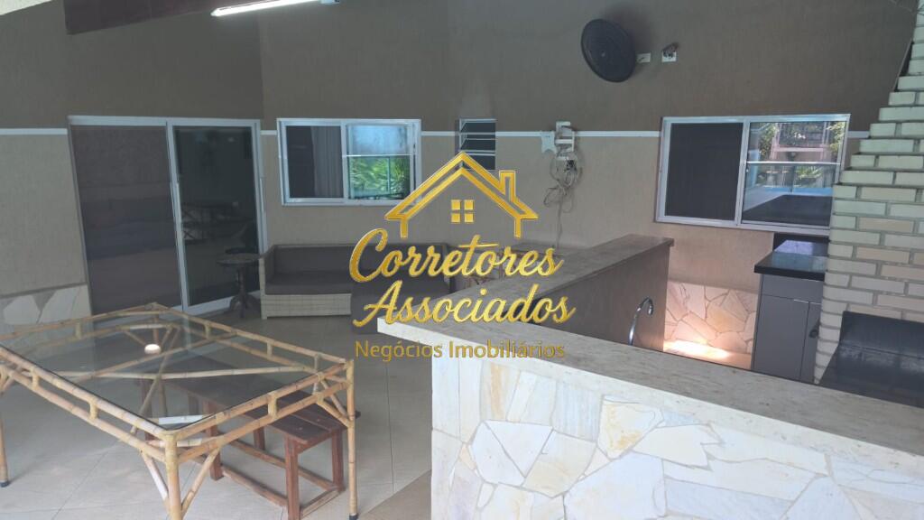 Casa com 3 quartos e 230 m² em Boqueirão, Praia Grande