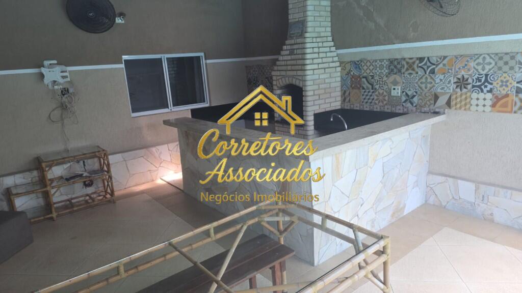 Casa com 3 quartos e 230 m² em Boqueirão, Praia Grande