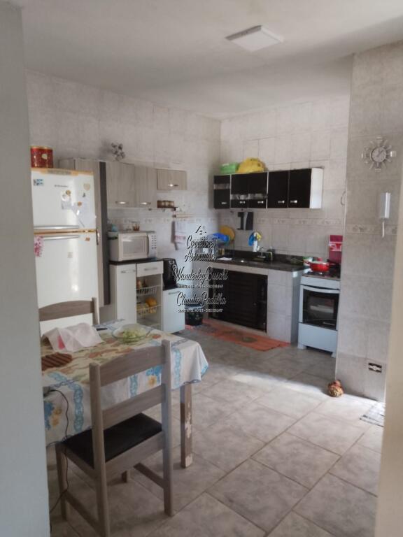 Casa com 4 quartos e 176 m² em Boqueirão, Praia Grande