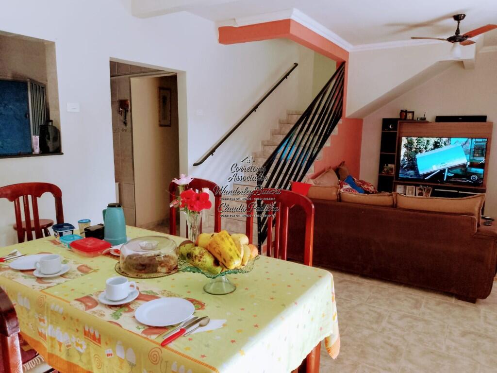 Casa com 4 quartos e 176 m² em Boqueirão, Praia Grande