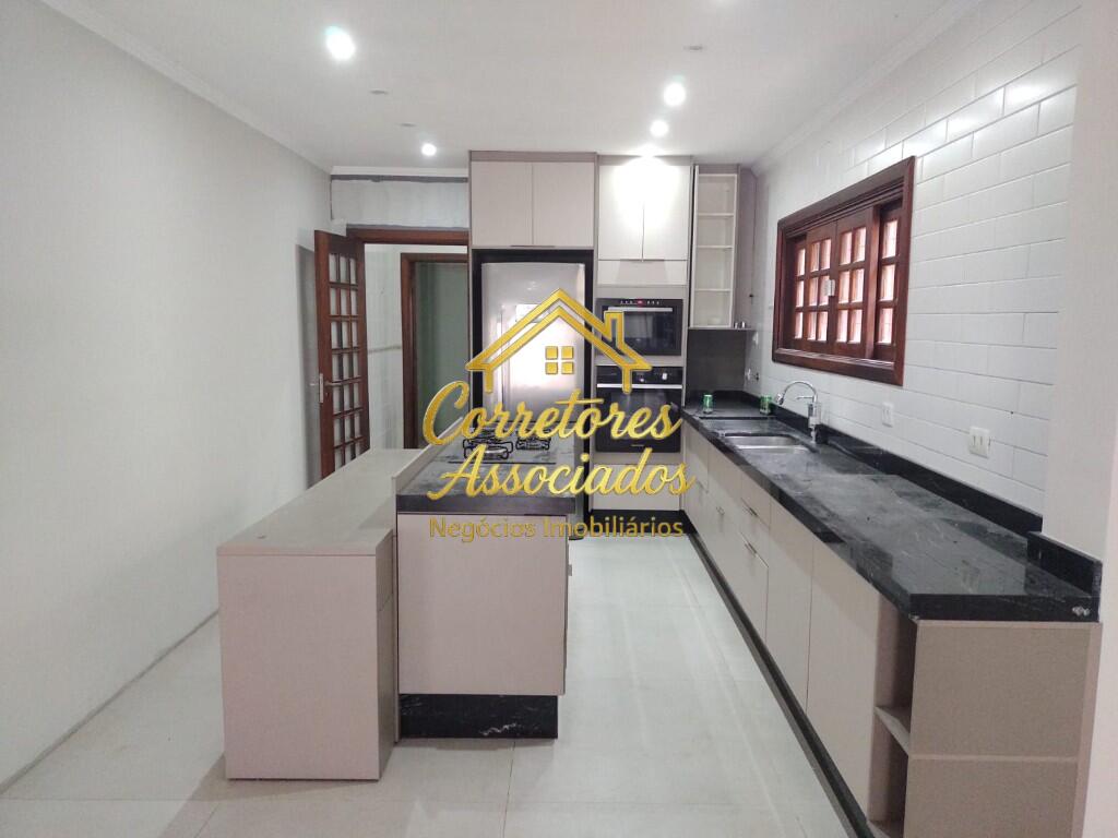 Casa com 4 quartos e 297 m² em Boqueirão, Praia Grande