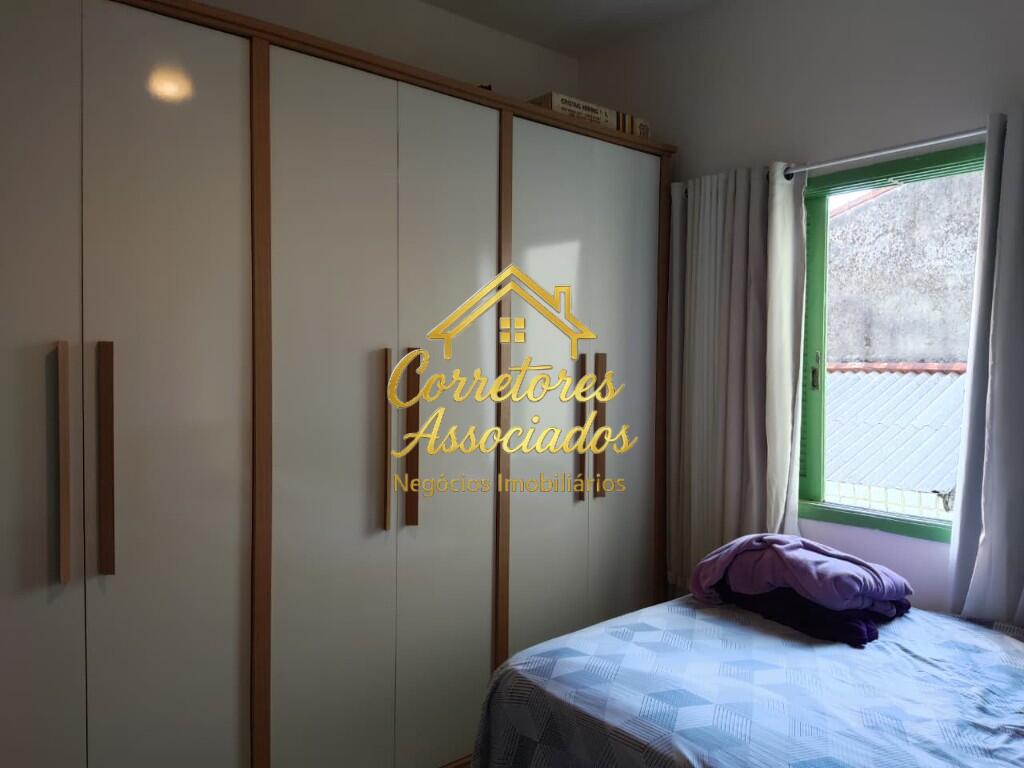 Casa com 3 quartos e 132 m² em Boqueirão, Praia Grande