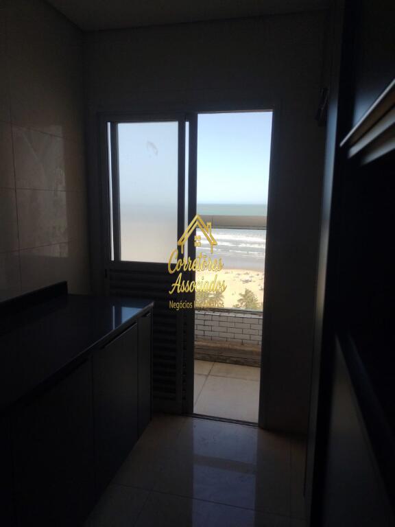 Apartamento com 3 quartos e 230 m² em Vila Guilhermina, Praia Grande