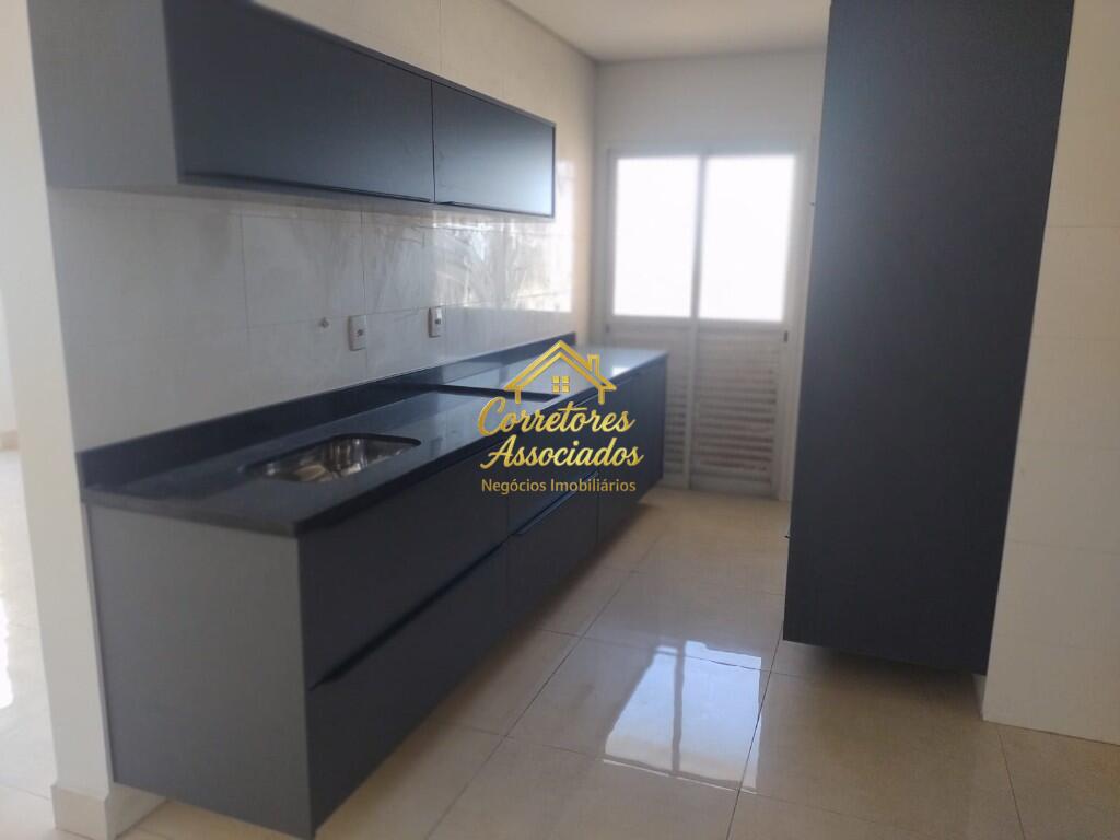 Apartamento com 3 quartos e 230 m² em Vila Guilhermina, Praia Grande