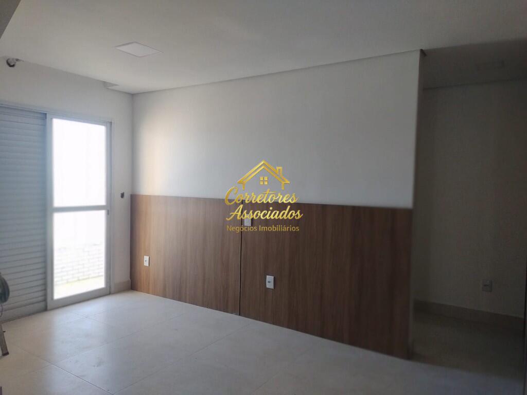 Apartamento com 3 quartos e 230 m² em Vila Guilhermina, Praia Grande
