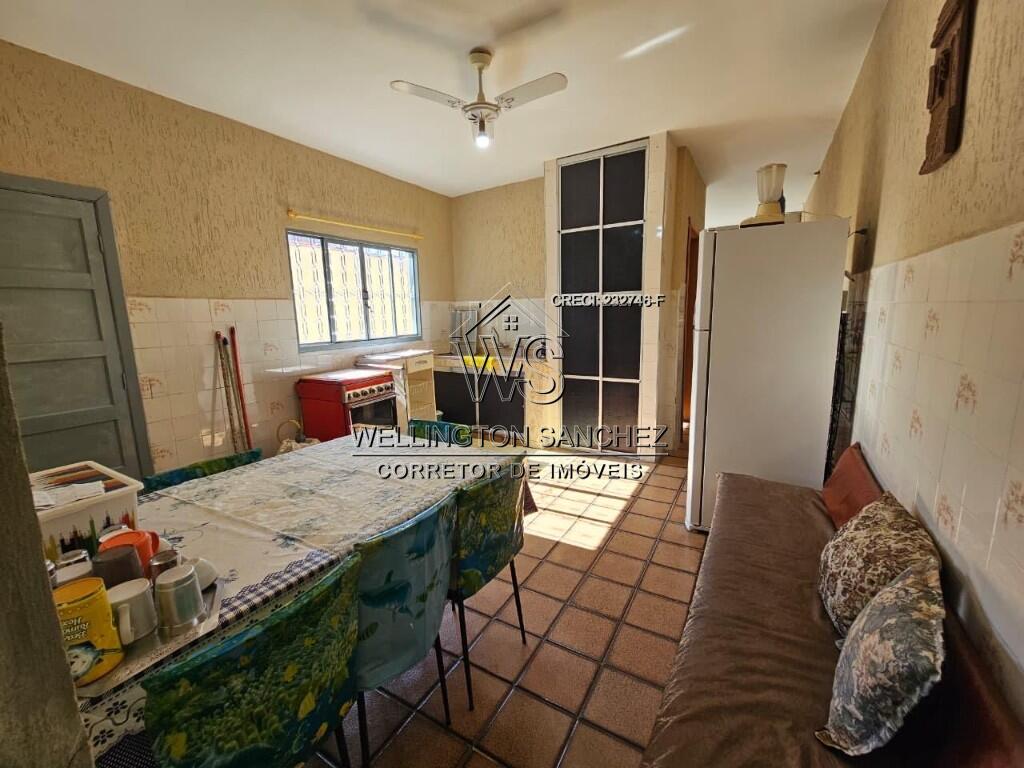Casa com 2 quartos e 81 m² em Agenor De Campos, Mongaguá