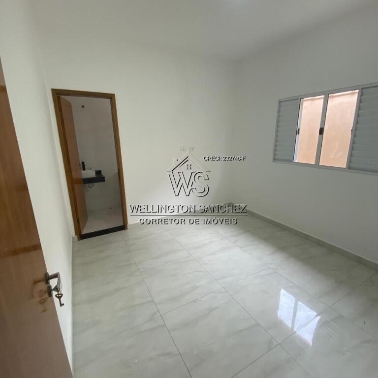 Casa com 2 quartos e 71 m² em Agenor De Campos, Mongaguá