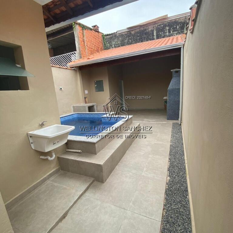 Casa com 2 quartos e 71 m² em Agenor De Campos, Mongaguá