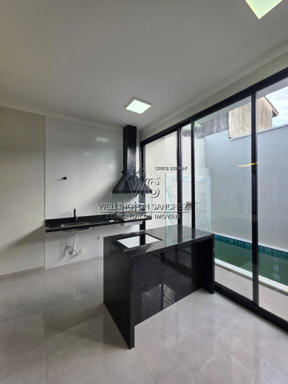 Casa com 2 quartos e 77 m² em Agenor De Campos, Mongaguá