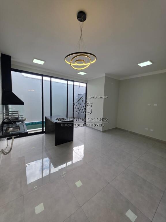 Casa com 2 quartos e 77 m² em Agenor De Campos, Mongaguá