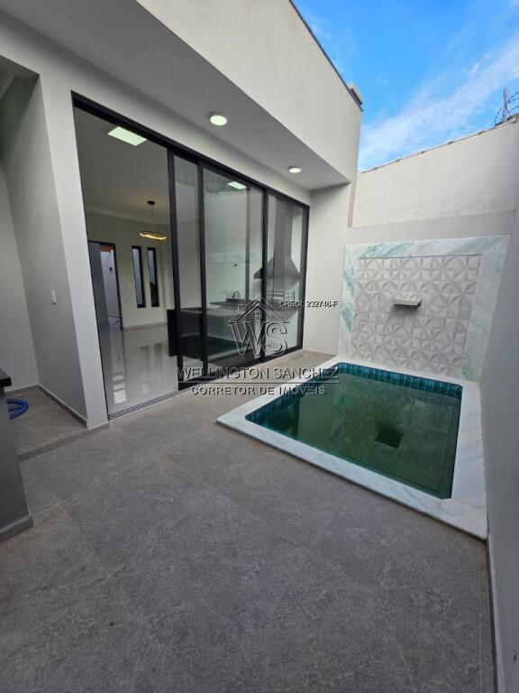 Casa com 2 quartos e 77 m² em Agenor De Campos, Mongaguá