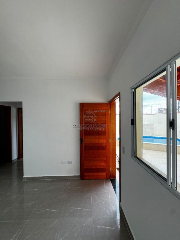 Casa com 2 quartos e 71 m² em Agenor De Campos, Mongaguá