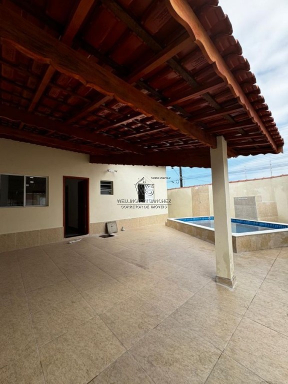 Casa com 2 quartos e 71 m² em Agenor De Campos, Mongaguá