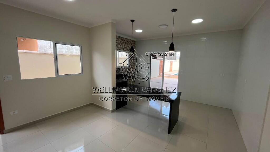Casa com 2 quartos e 75 m² em Agenor De Campos, Mongaguá