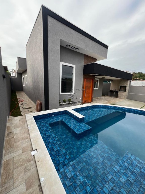 Casa com 2 quartos e 114 m² em Agenor De Campos, Mongaguá
