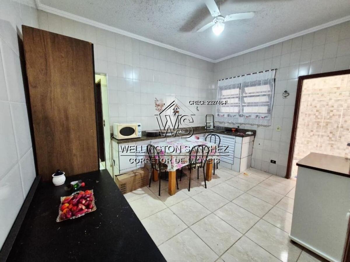 Casa com 2 quartos e 79 m² em Agenor De Campos, Mongaguá