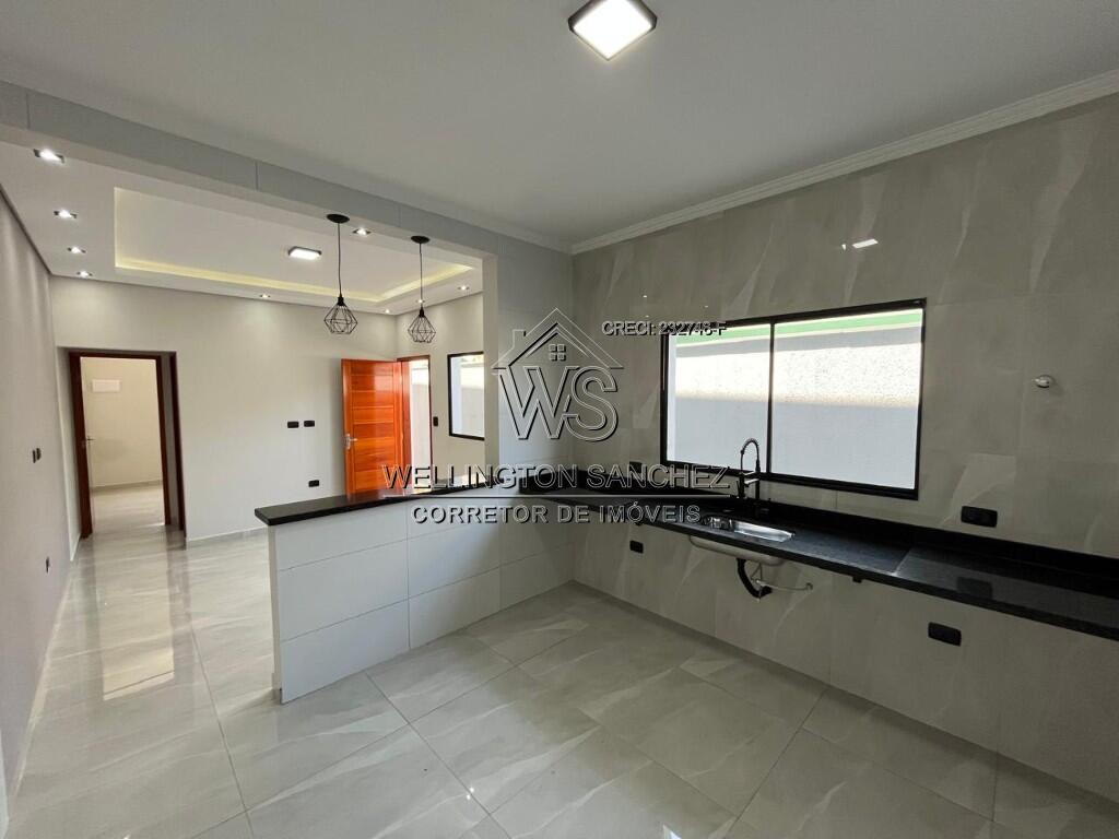 Casa com 2 quartos e 7572 m² em Agenor De Campos, Mongaguá
