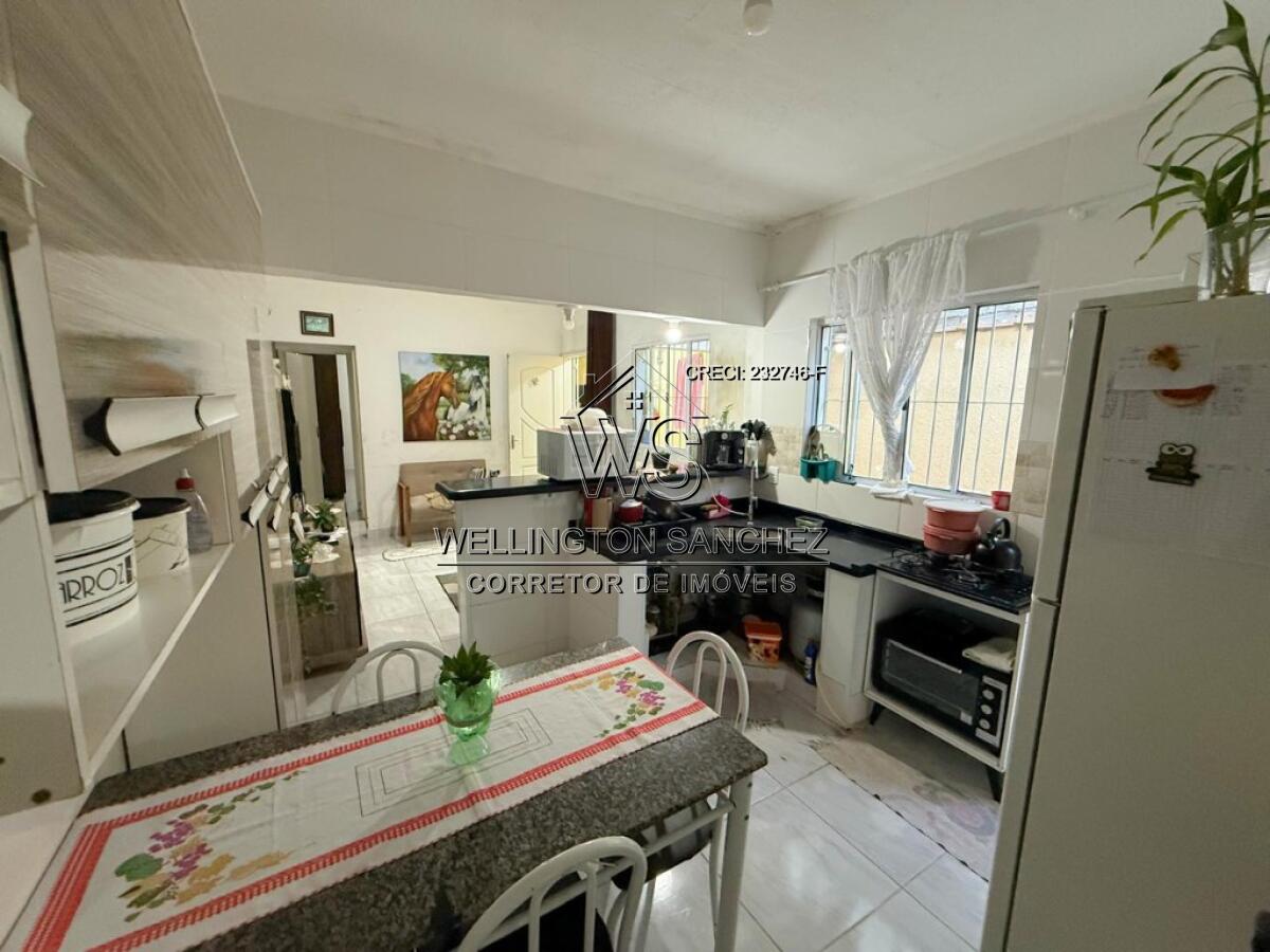 Casa com 2 quartos e 71 m² em Agenor De Campos, Mongaguá