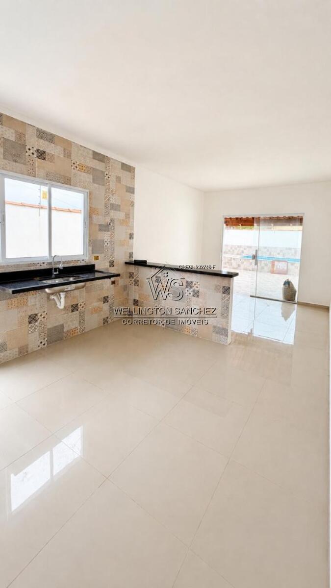 Casa com 2 quartos e 64 m² em Agenor De Campos, Mongaguá