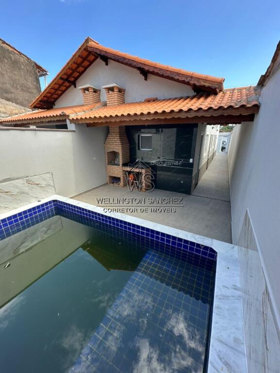 Casa com 2 quartos e 65 m² em Agenor De Campos, Mongaguá