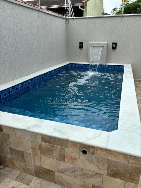 Casa com 2 quartos e 81 m² em Agenor De Campos, Mongaguá