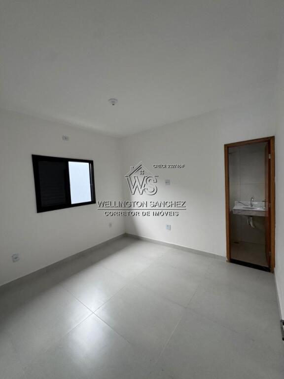 Casa com 2 quartos e 74 m² em Agenor De Campos, Mongaguá