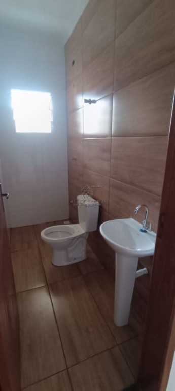 Casa com 2 quartos e 72 m² em Agenor De Campos, Mongaguá