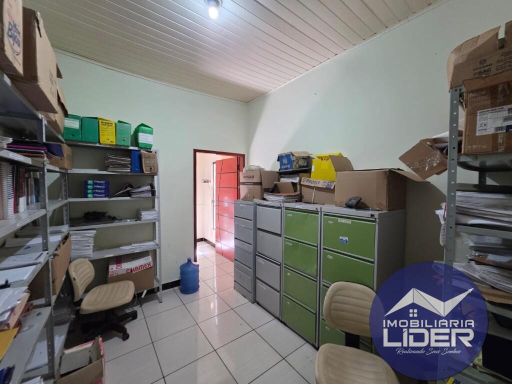 Casa com 3 quartos e 386 m² em Setor 03, Ariquemes