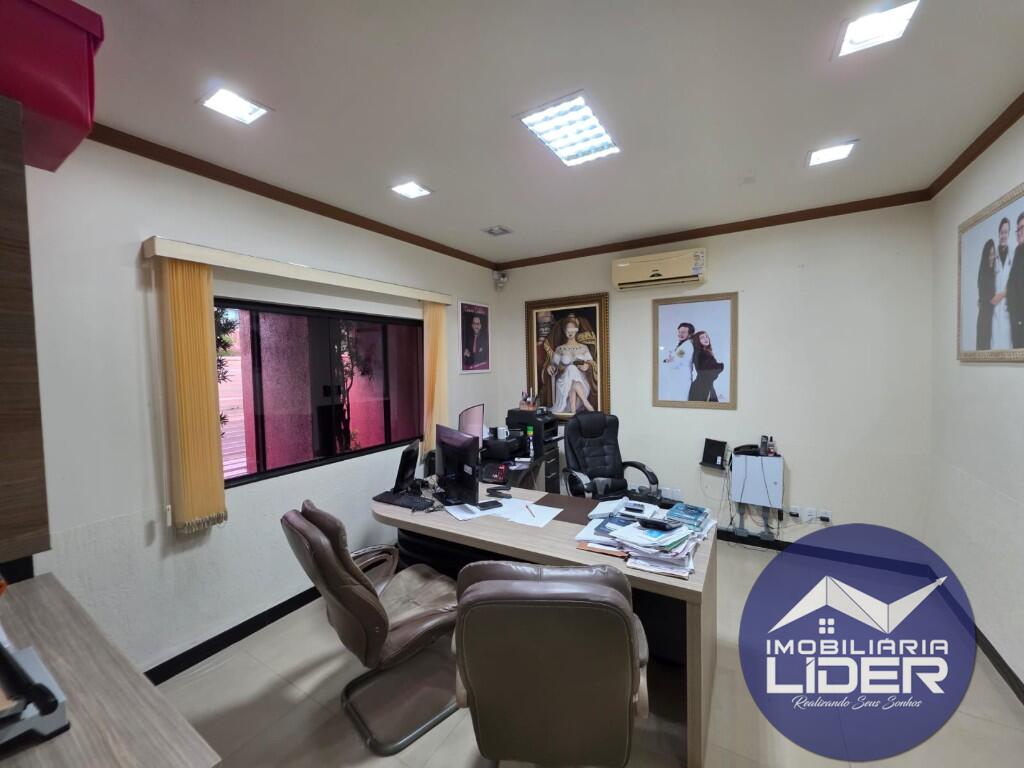 Casa com 3 quartos e 386 m² em Setor 03, Ariquemes