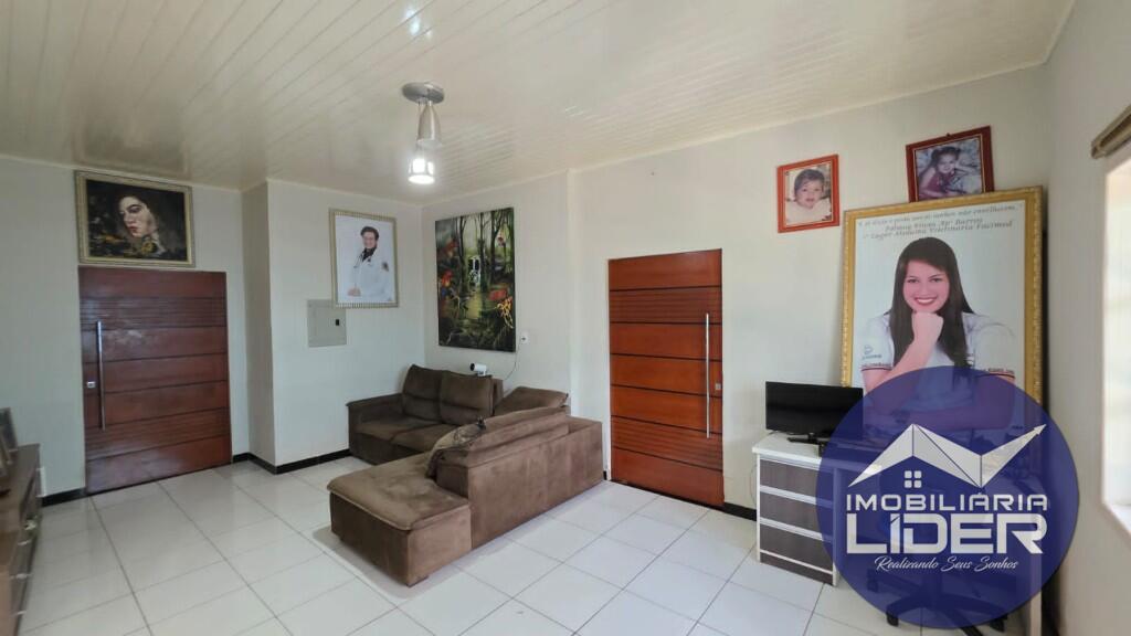 Casa com 3 quartos e 386 m² em Setor 03, Ariquemes