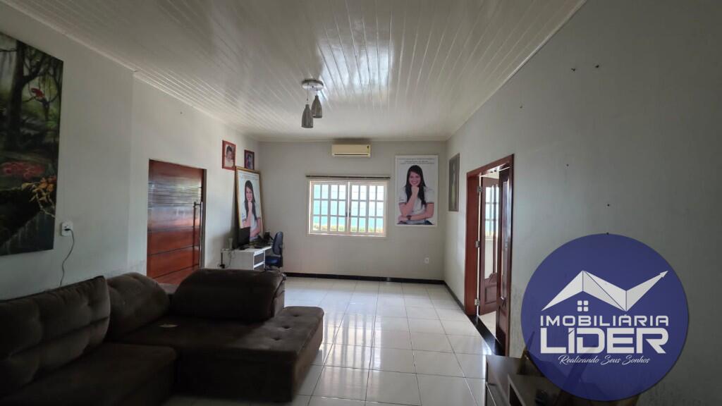 Casa com 3 quartos e 386 m² em Setor 03, Ariquemes