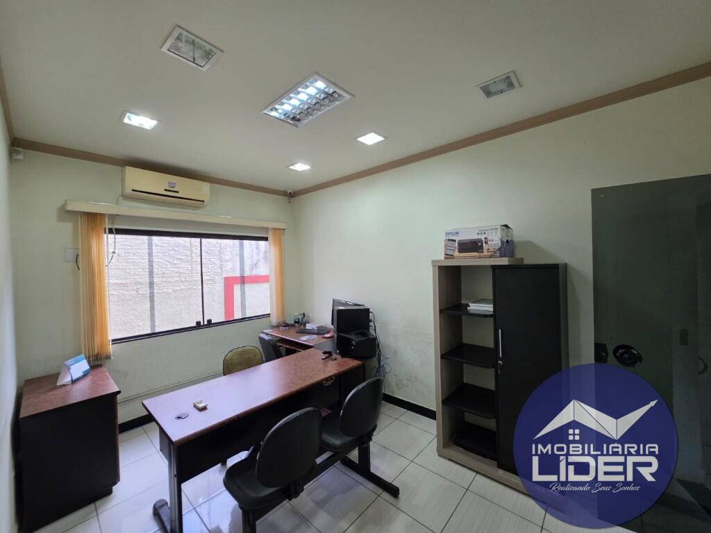 Casa com 3 quartos e 386 m² em Setor 03, Ariquemes