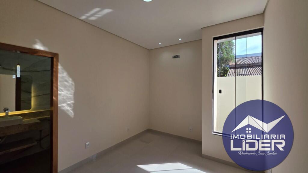 Casa com 3 quartos e 94 m² em Setor 03, Ariquemes