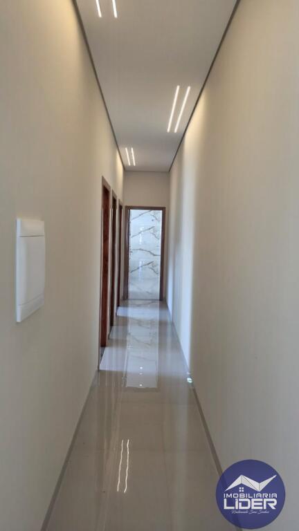 Casa com 3 quartos e 94 m² em Setor 03, Ariquemes