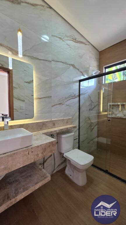 Casa com 3 quartos e 94 m² em Setor 03, Ariquemes