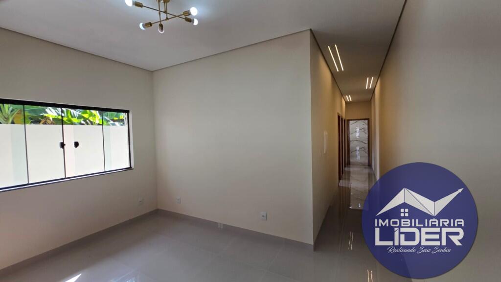 Casa com 3 quartos e 94 m² em Setor 03, Ariquemes