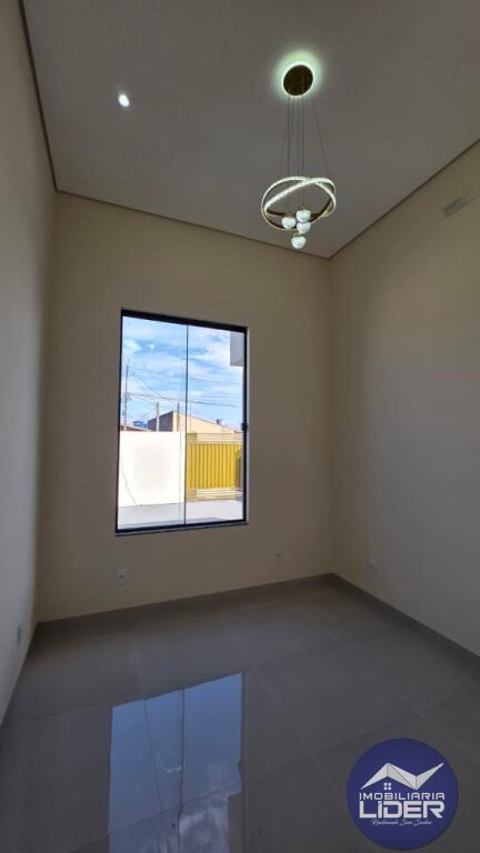 Casa com 3 quartos e 94 m² em Setor 03, Ariquemes