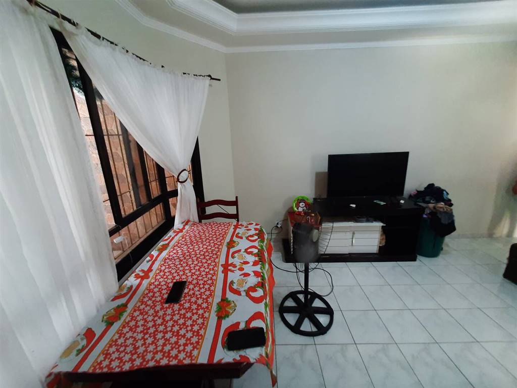 Casa com 3 quartos e 110 m² em Maracanã, Praia Grande