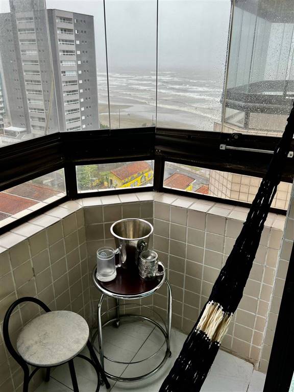 Apartamento com 1 quarto e 62 m² em Maracanã, Praia Grande