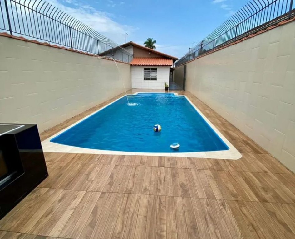 Casa com 3 quartos e 130 m² em Maracanã, Praia Grande