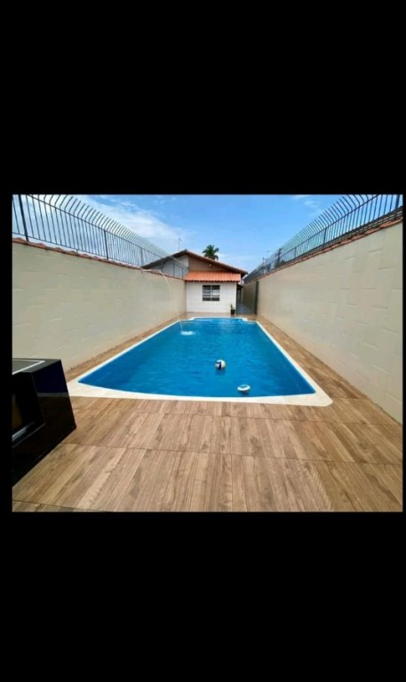 Casa com 3 quartos e 130 m² em Maracanã, Praia Grande